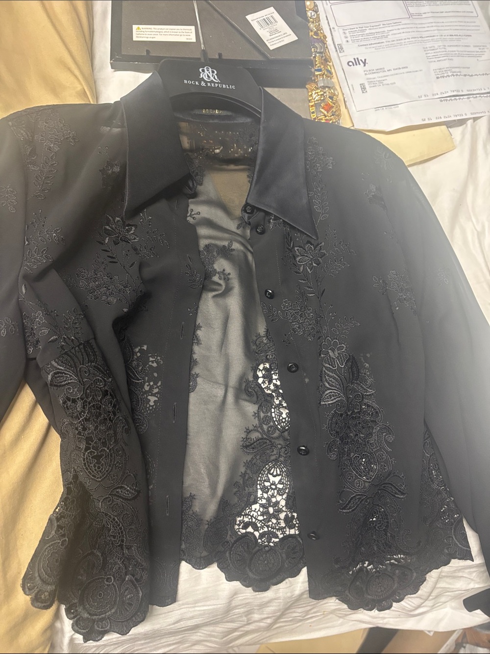 Escada lace shirt s/m